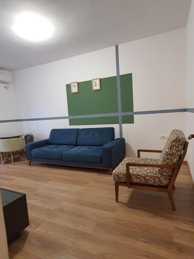 Heris'S Apartment Tirana Zewnętrze zdjęcie