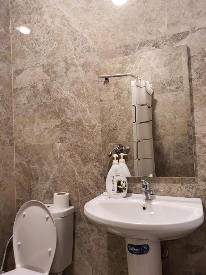 Heris'S Apartment Tirana Zewnętrze zdjęcie
