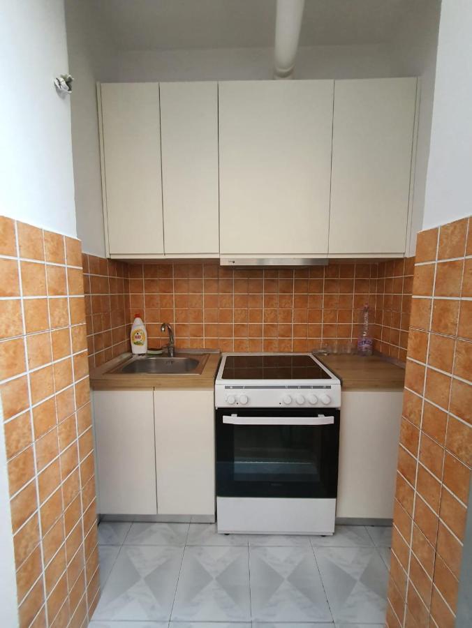 Heris'S Apartment Tirana Zewnętrze zdjęcie